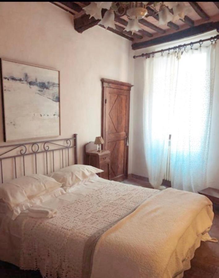 Guesthouse Da Idolina Dal 1946 Montalcino Bagian luar foto