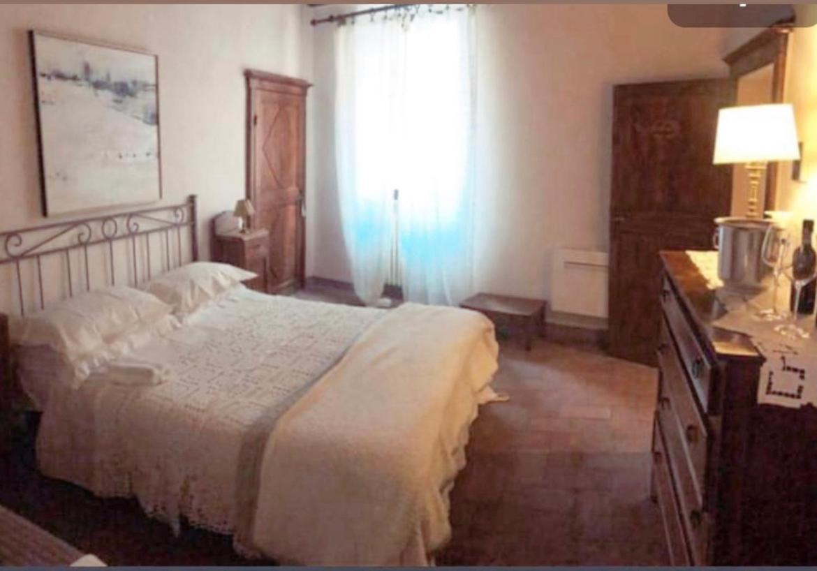 Guesthouse Da Idolina Dal 1946 Montalcino Bagian luar foto