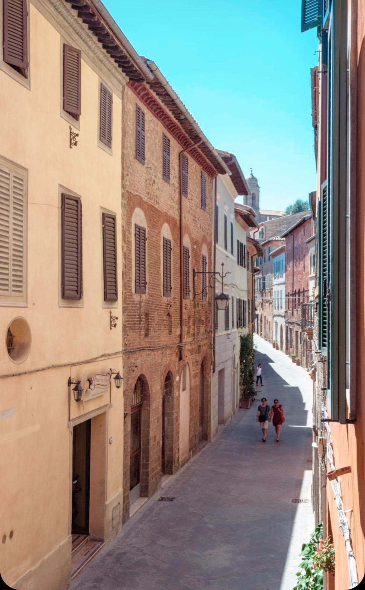 Guesthouse Da Idolina Dal 1946 Montalcino Bagian luar foto